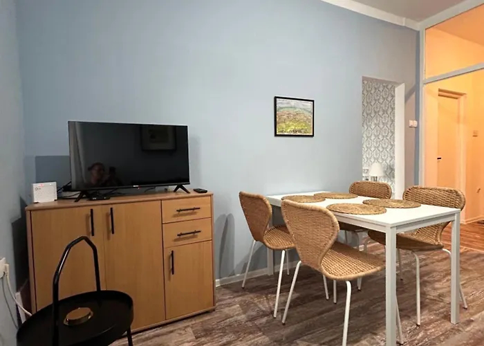 アパート Chilla 2 *